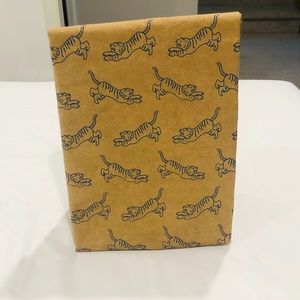 Danica Studio Tiger Insulated Lunch Box